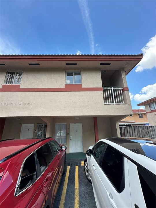 В аренду: $2,350 (2 спален, 1 ванн, 805 Квадратных фут)