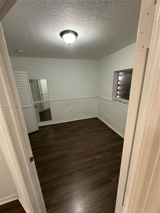 В аренду: $2,350 (2 спален, 1 ванн, 805 Квадратных фут)