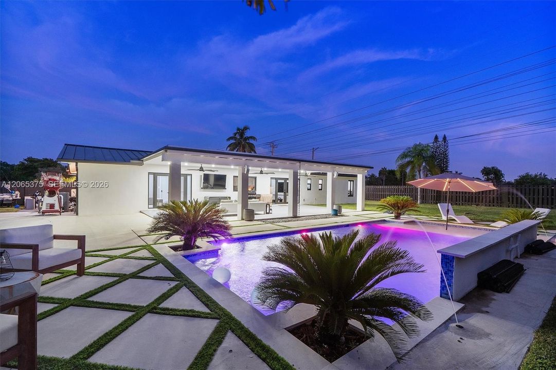 For Sale: $1,800,000 (4 beds, 2 baths, 1948 Square Feet)
