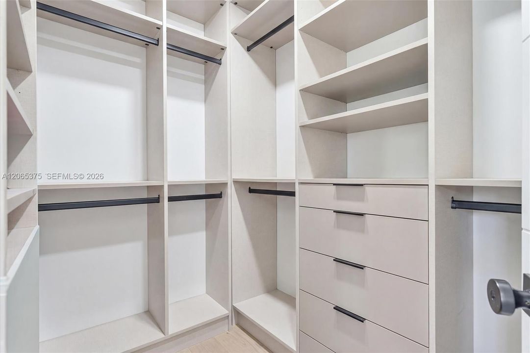 For Sale: $1,800,000 (4 beds, 2 baths, 1948 Square Feet)