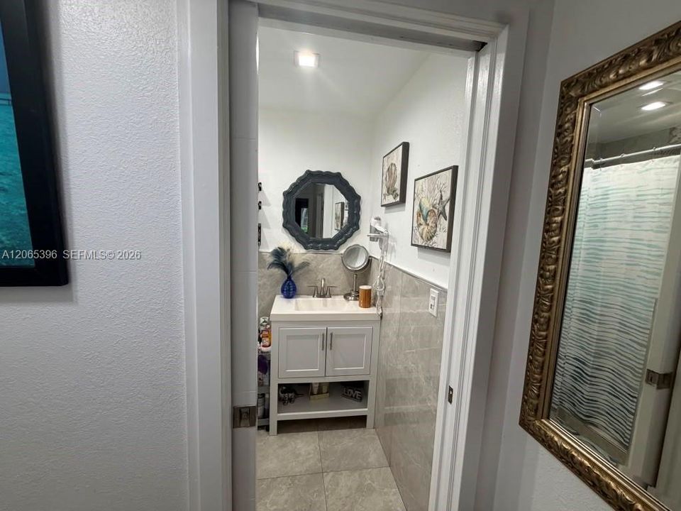 For Sale: $730,000 (3 beds, 2 baths, 1254 Square Feet)