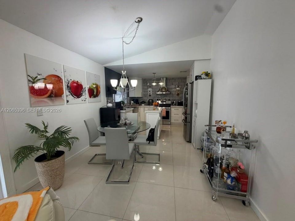 For Sale: $730,000 (3 beds, 2 baths, 1254 Square Feet)