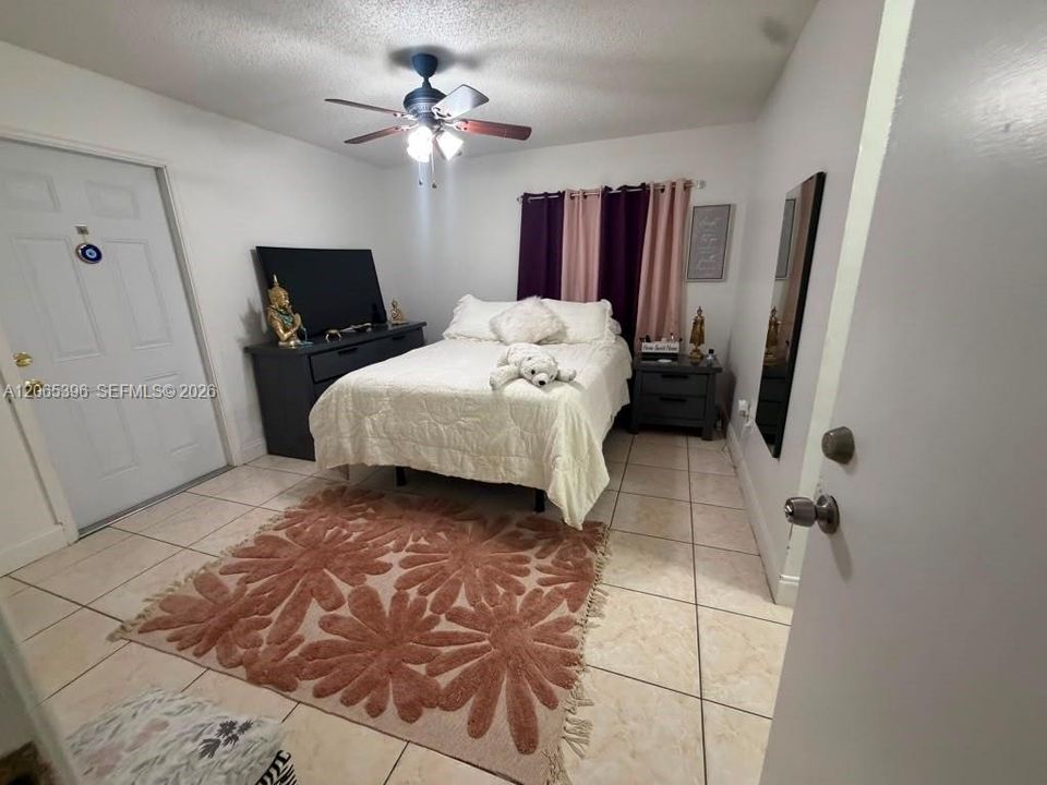 For Sale: $730,000 (3 beds, 2 baths, 1254 Square Feet)