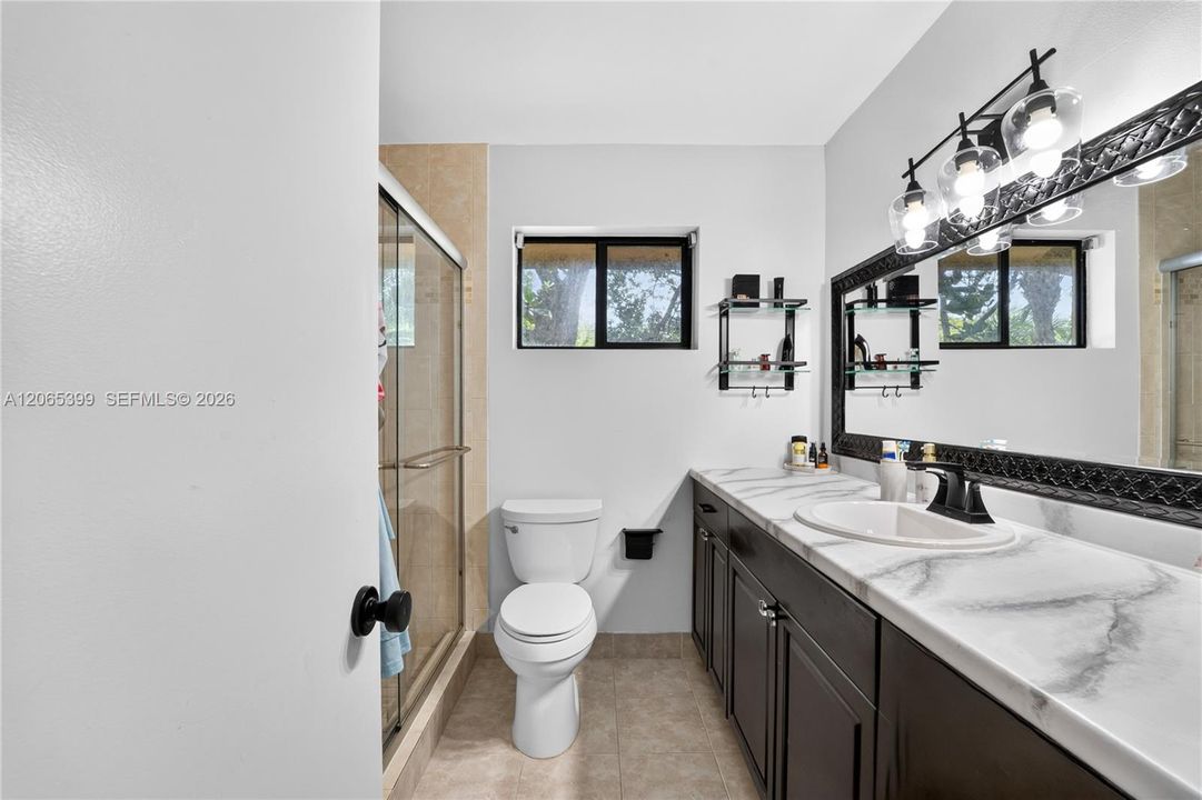 For Sale: $460,000 (3 beds, 2 baths, 1675 Square Feet)