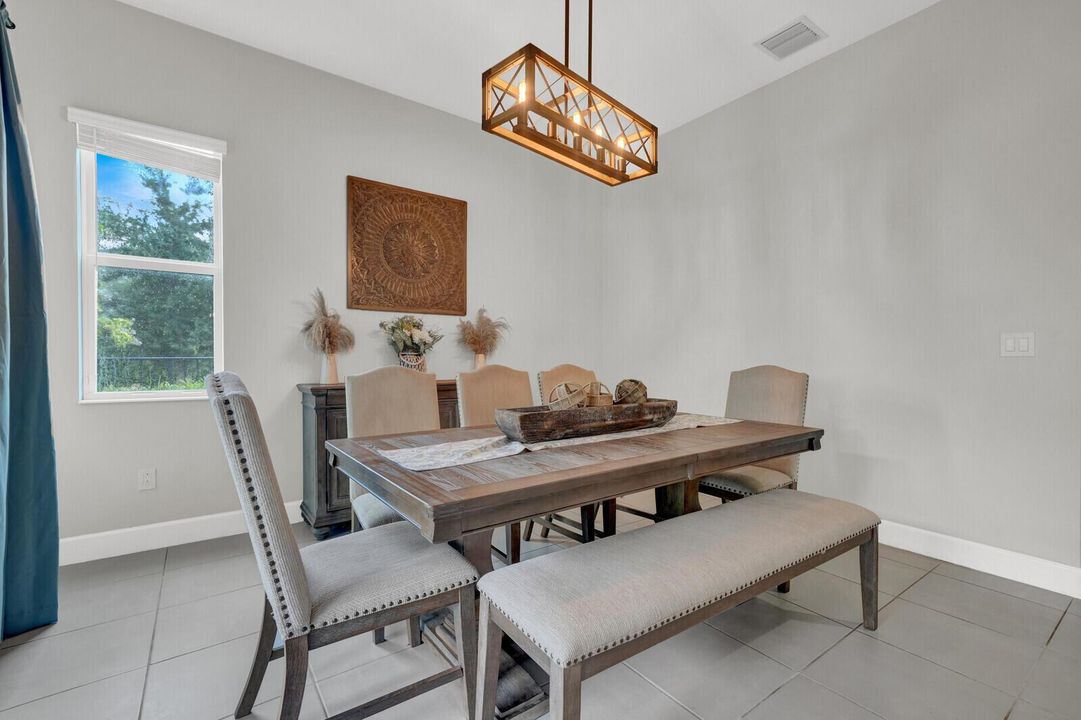 Formal Dining