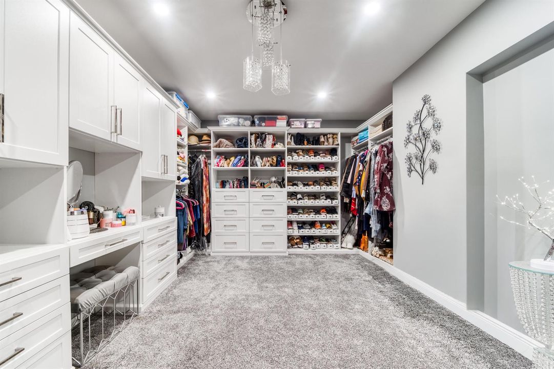 Primary Dressing Room