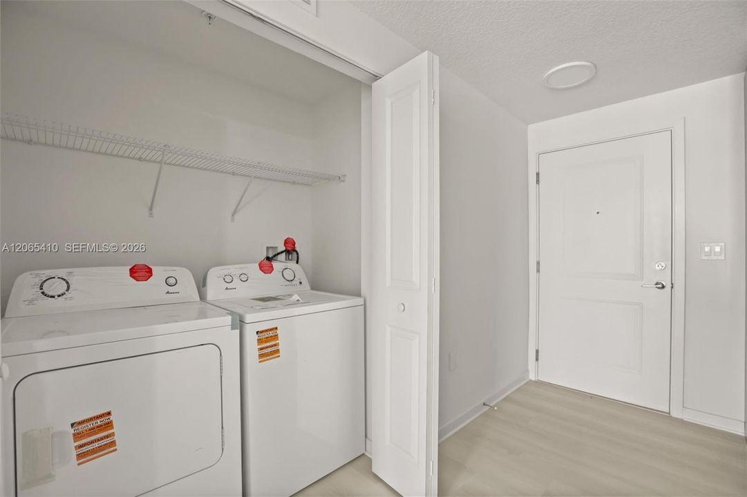 На продажу: $344,900 (3 спален, 2 ванн, 0 Квадратных фут)