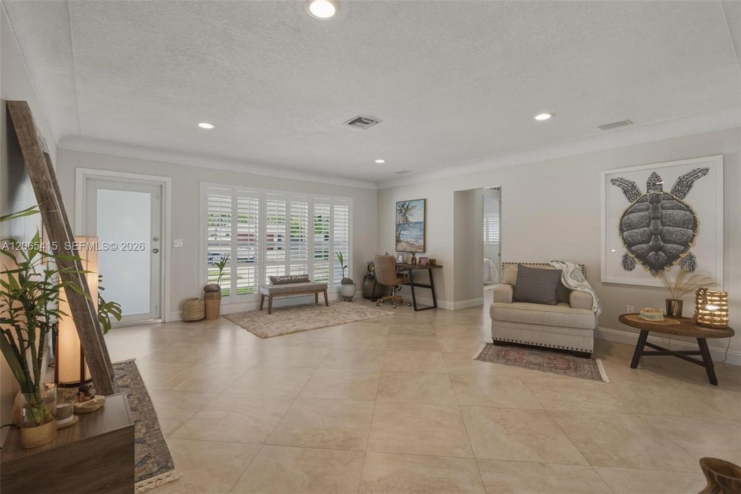 For Sale: $1,425,000 (3 beds, 2 baths, 1923 Square Feet)