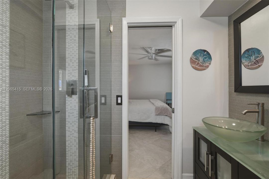 For Sale: $1,425,000 (3 beds, 2 baths, 1923 Square Feet)