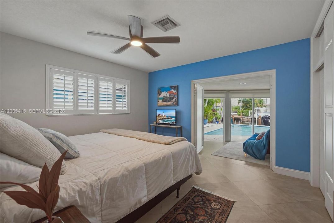 For Sale: $1,425,000 (3 beds, 2 baths, 1923 Square Feet)