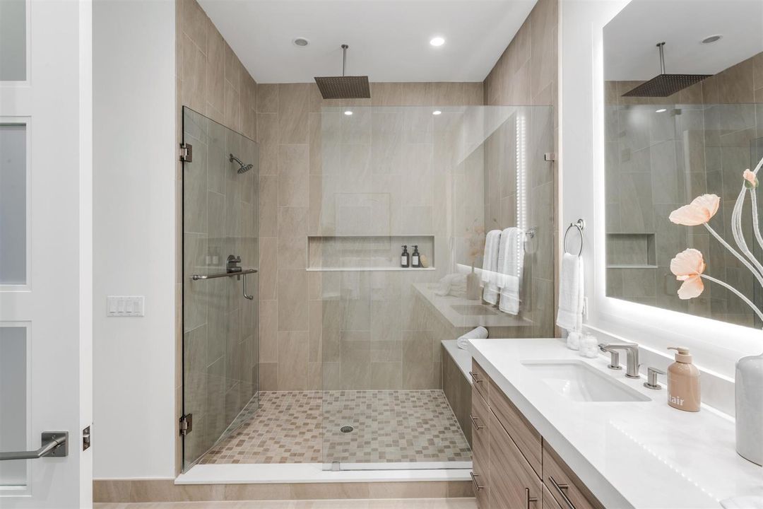 BATHROOM_1_SHOWER_DETAIL_EB