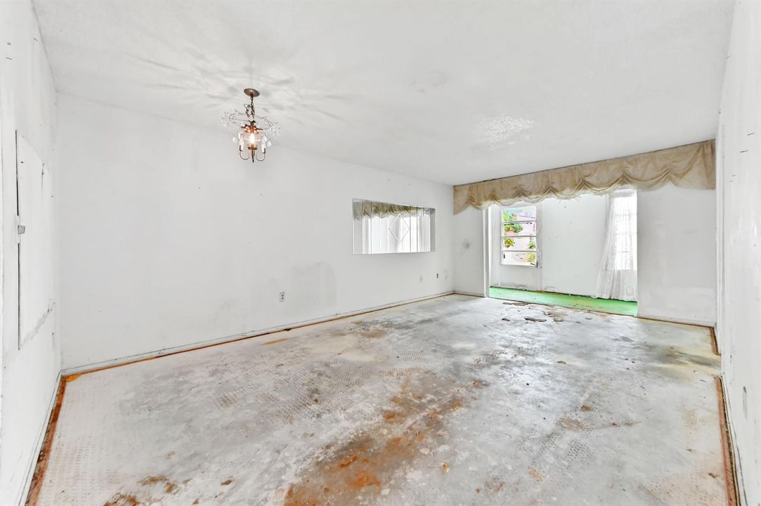 06 dining area 01
