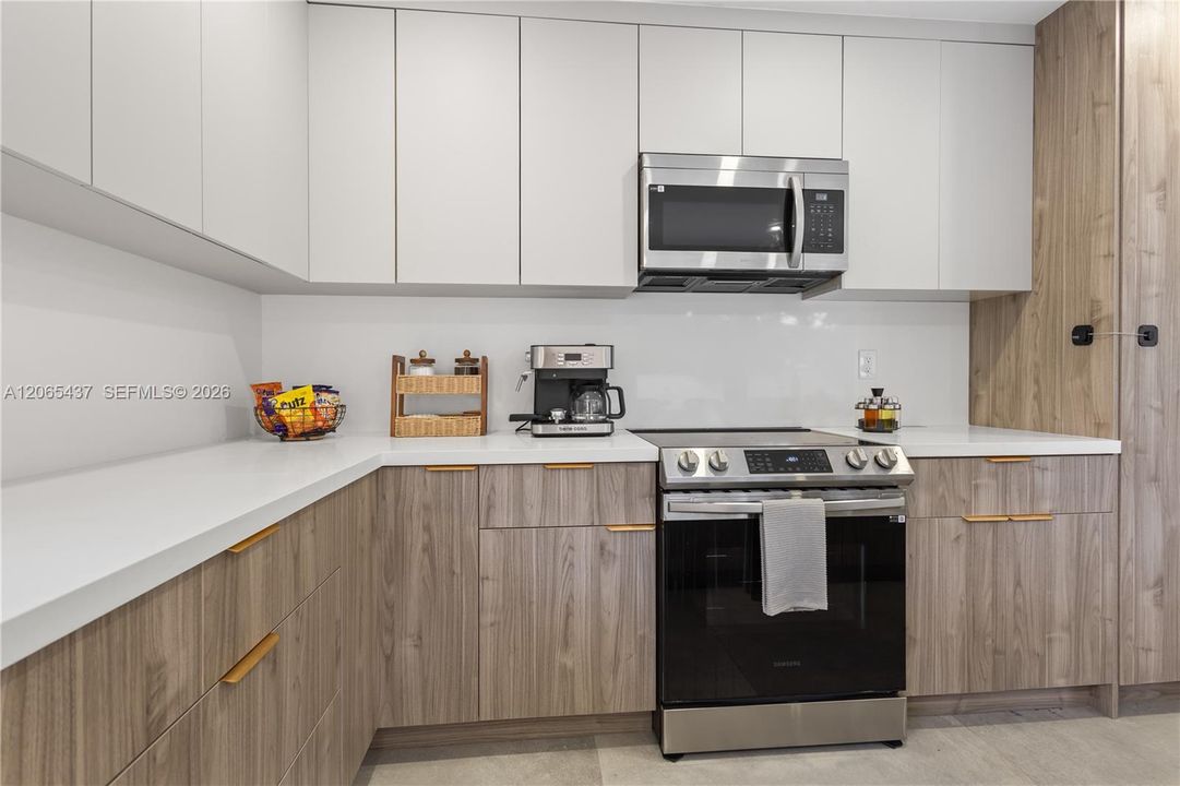 Activo con contrato: $600,000 (4 camas, 3 baños, 1851 Pies cuadrados)