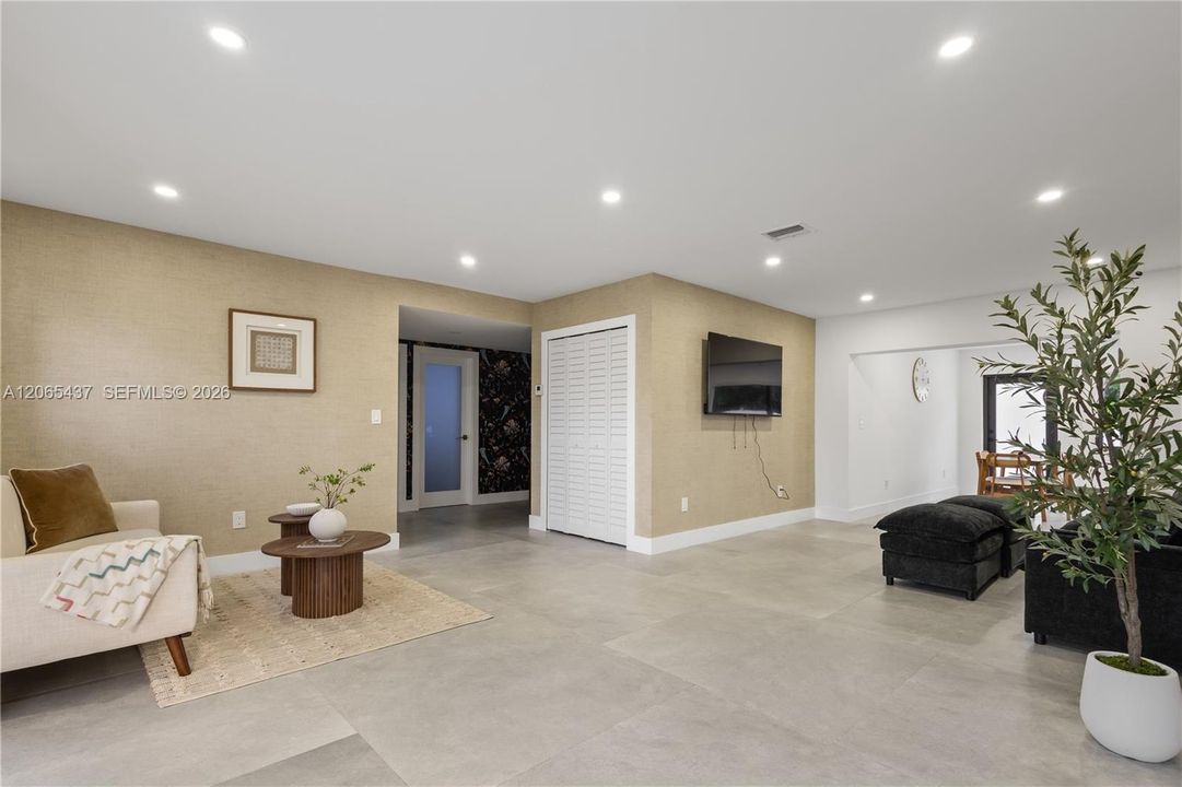 Activo con contrato: $600,000 (4 camas, 3 baños, 1851 Pies cuadrados)
