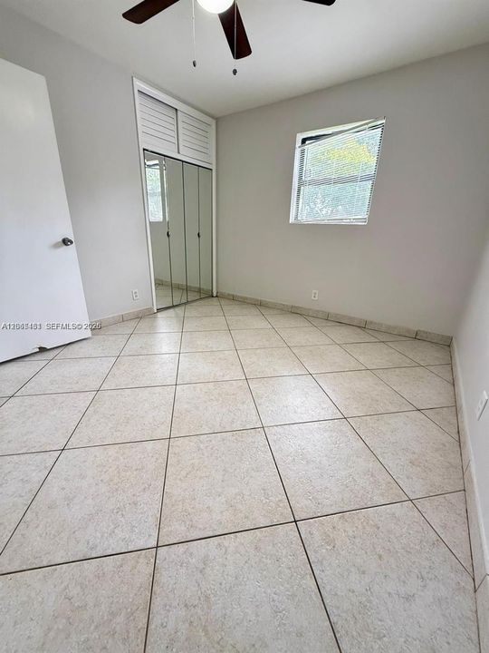 For Rent: $3,500 (4 beds, 2 baths, 1536 Square Feet)