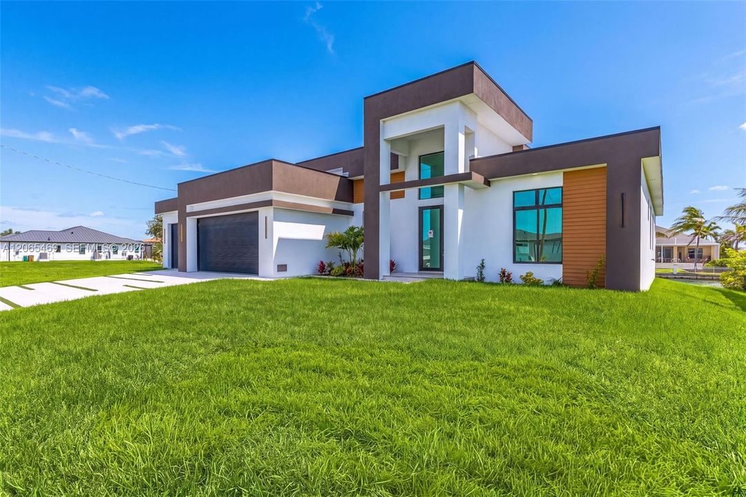 For Sale: $999,900 (4 beds, 3 baths, 0 Square Feet)