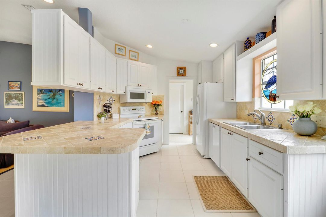 Kitchen 4
