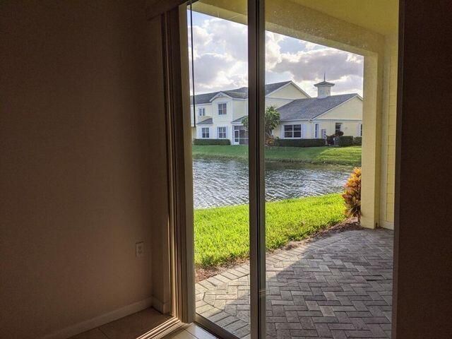 601 Mariner Bay Patio Water View
