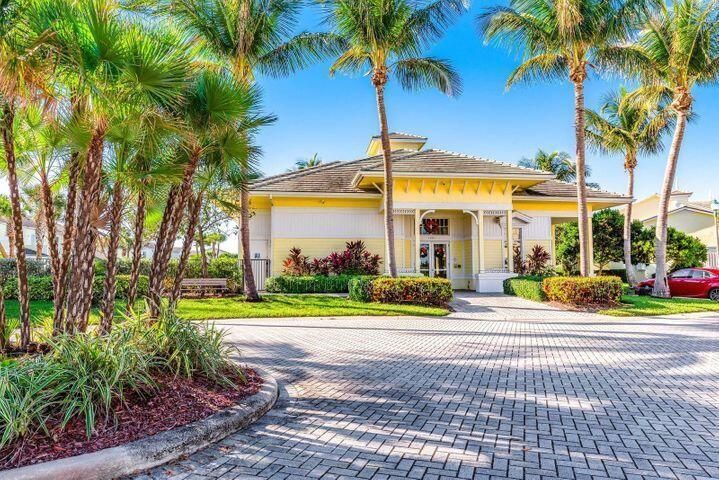 601 Mariner Bay Club House