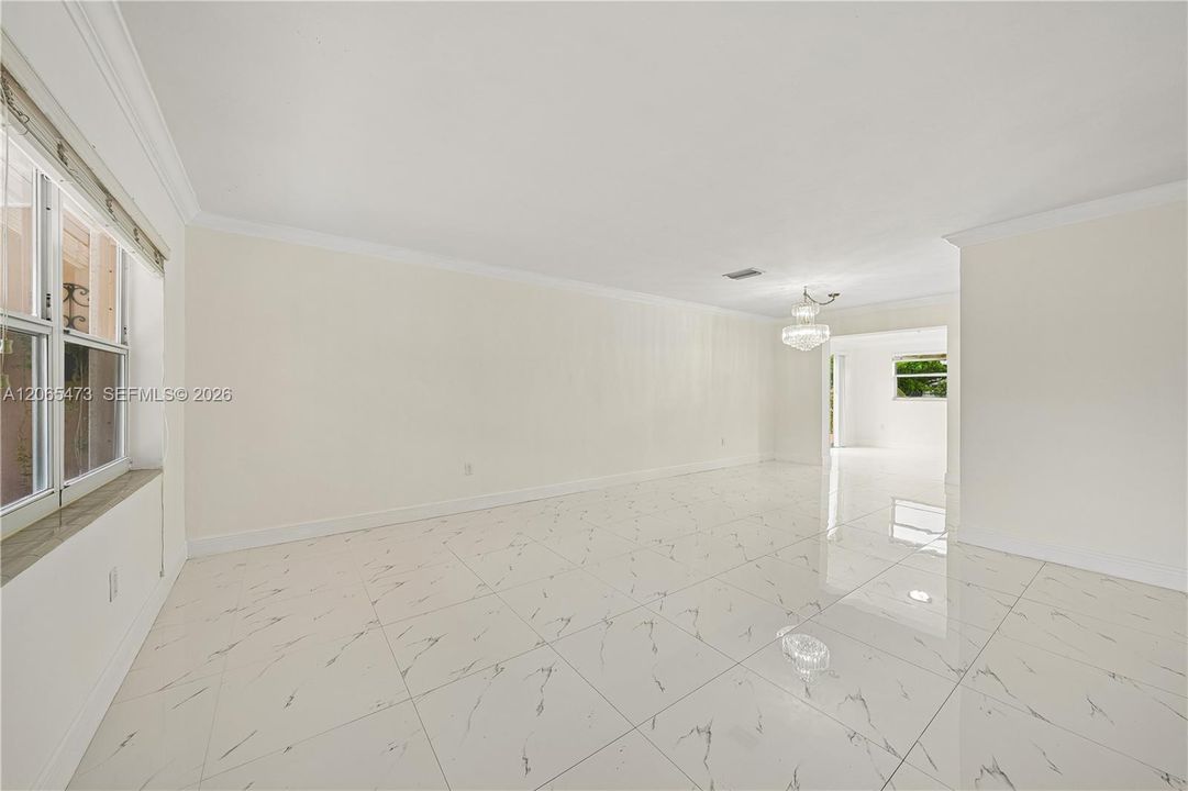 Front towards Living Dining