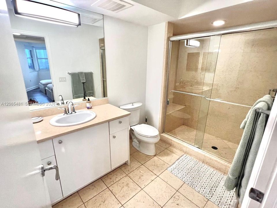 For Sale: $520,000 (2 beds, 2 baths, 1335 Square Feet)