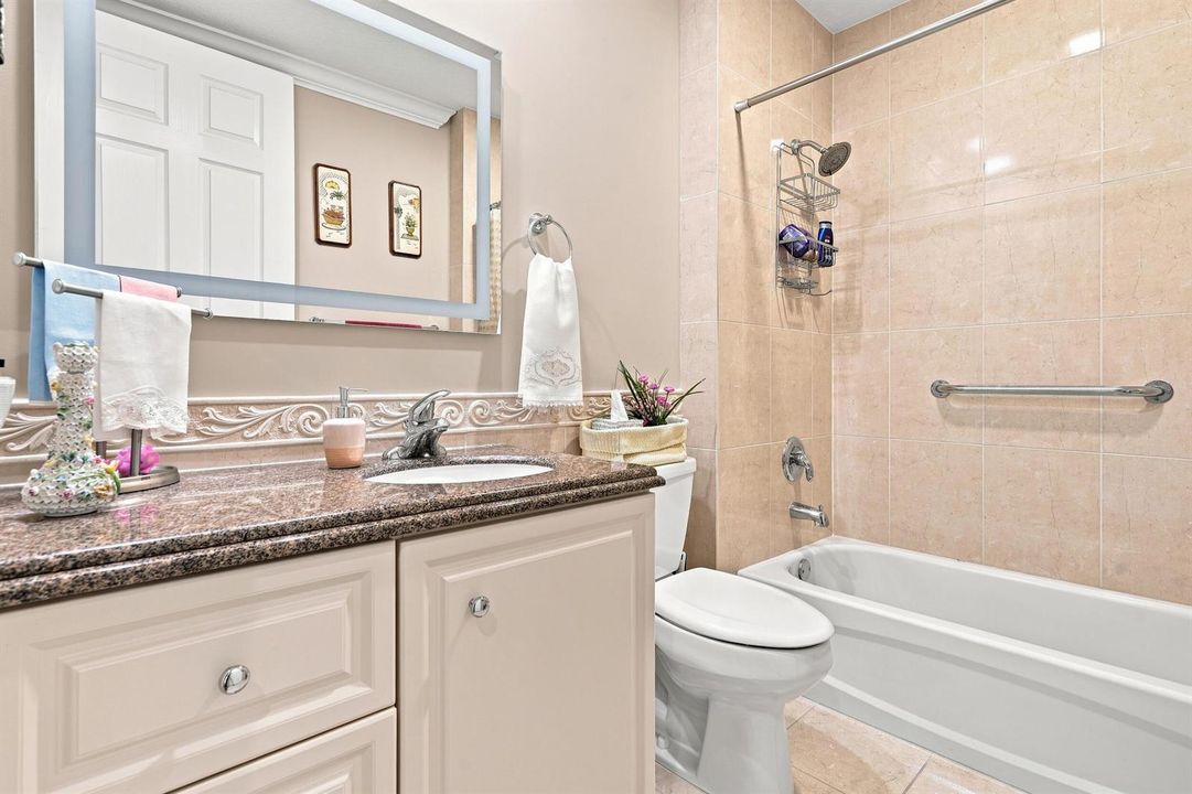 30_21_harbour_isle_dr_w_unit_302_fort_pi