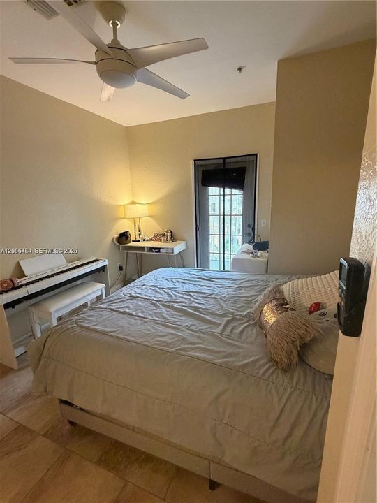 For Rent: $1,550 (1 beds, 1 baths, 645 Square Feet)