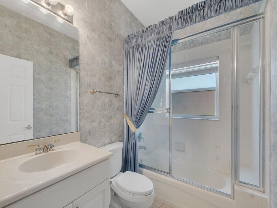 Image00103