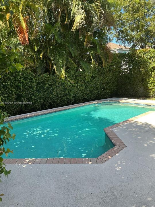 For Sale: $694,900 (4 beds, 3 baths, 2087 Square Feet)