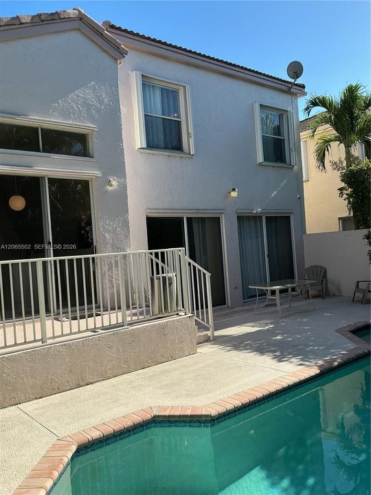 For Sale: $694,900 (4 beds, 3 baths, 2087 Square Feet)