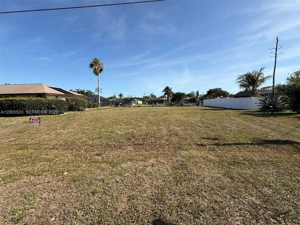 For Sale: $310,000 (0.23 acres)