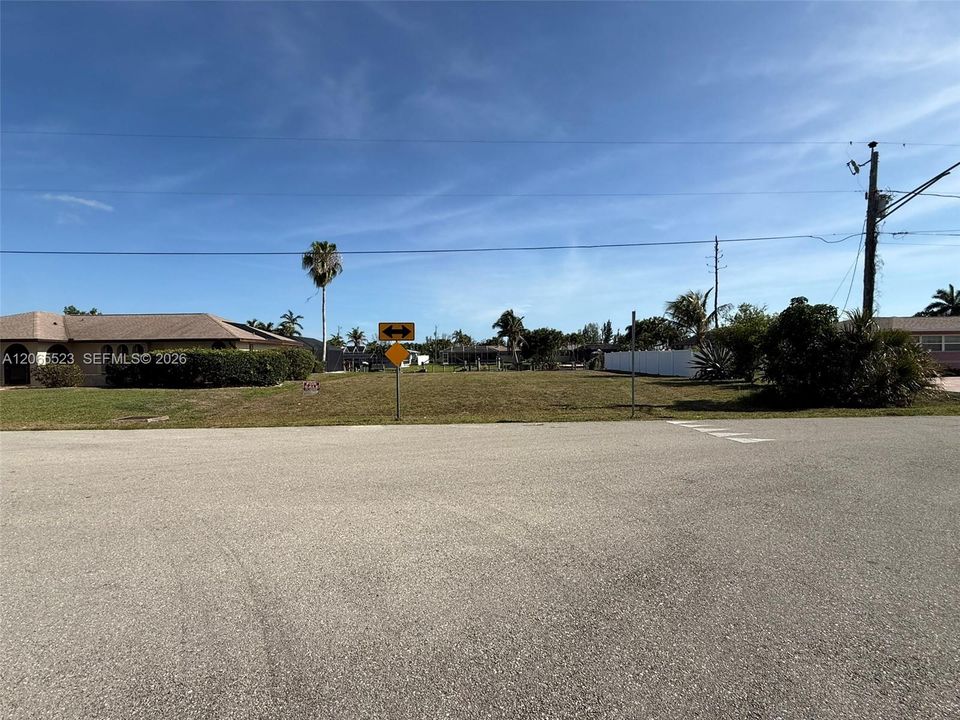For Sale: $310,000 (0.23 acres)