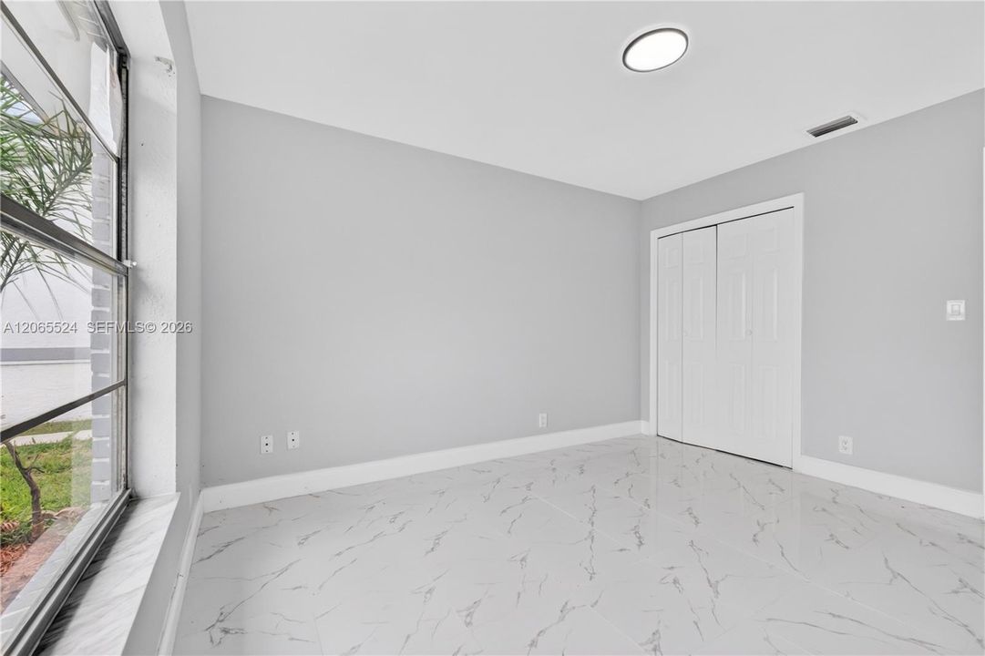 En Venta: $489,900 (3 camas, 2 baños, 1438 Pies cuadrados)