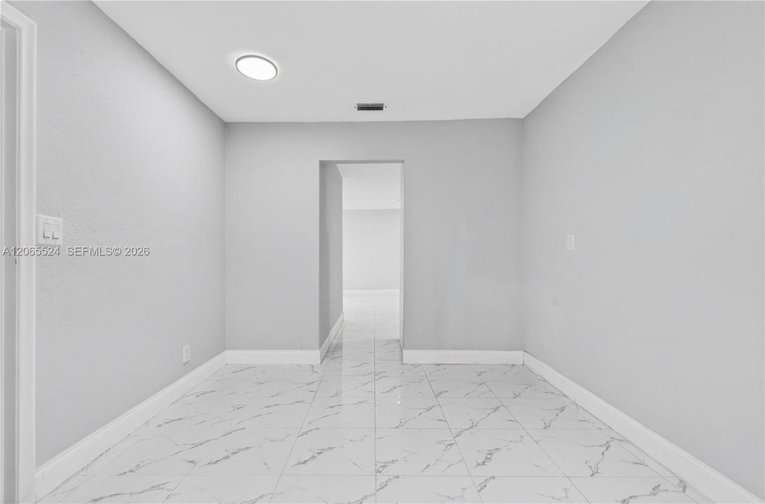 En Venta: $489,900 (3 camas, 2 baños, 1438 Pies cuadrados)
