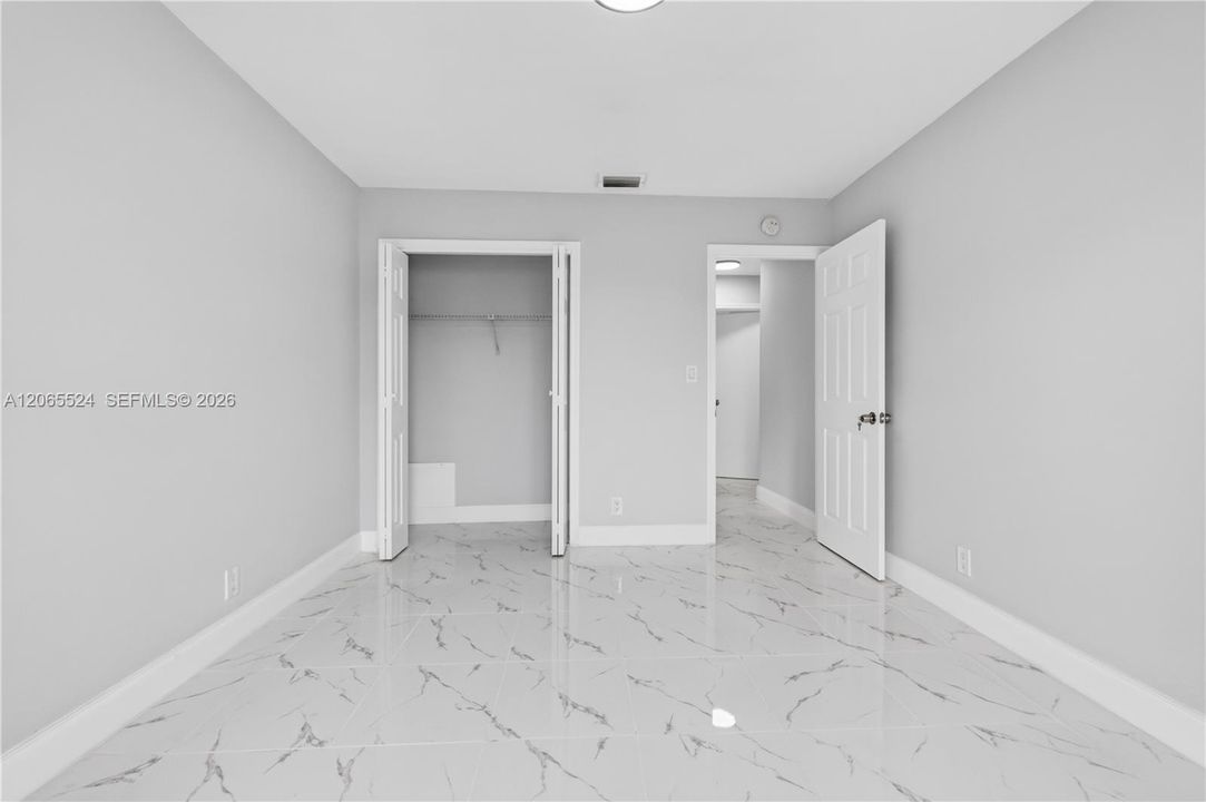 En Venta: $489,900 (3 camas, 2 baños, 1438 Pies cuadrados)