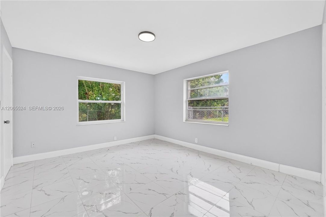 En Venta: $489,900 (3 camas, 2 baños, 1438 Pies cuadrados)