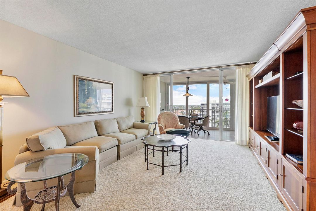 3300 S Ocean Blvd u1021_007