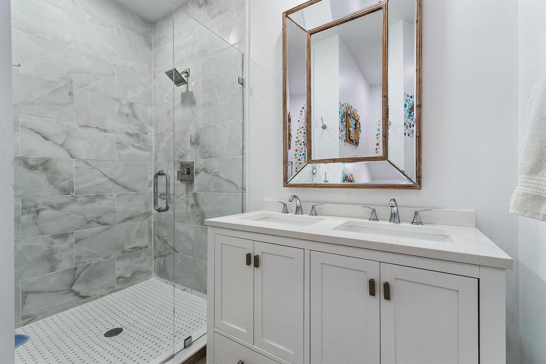 Guest Bath 2