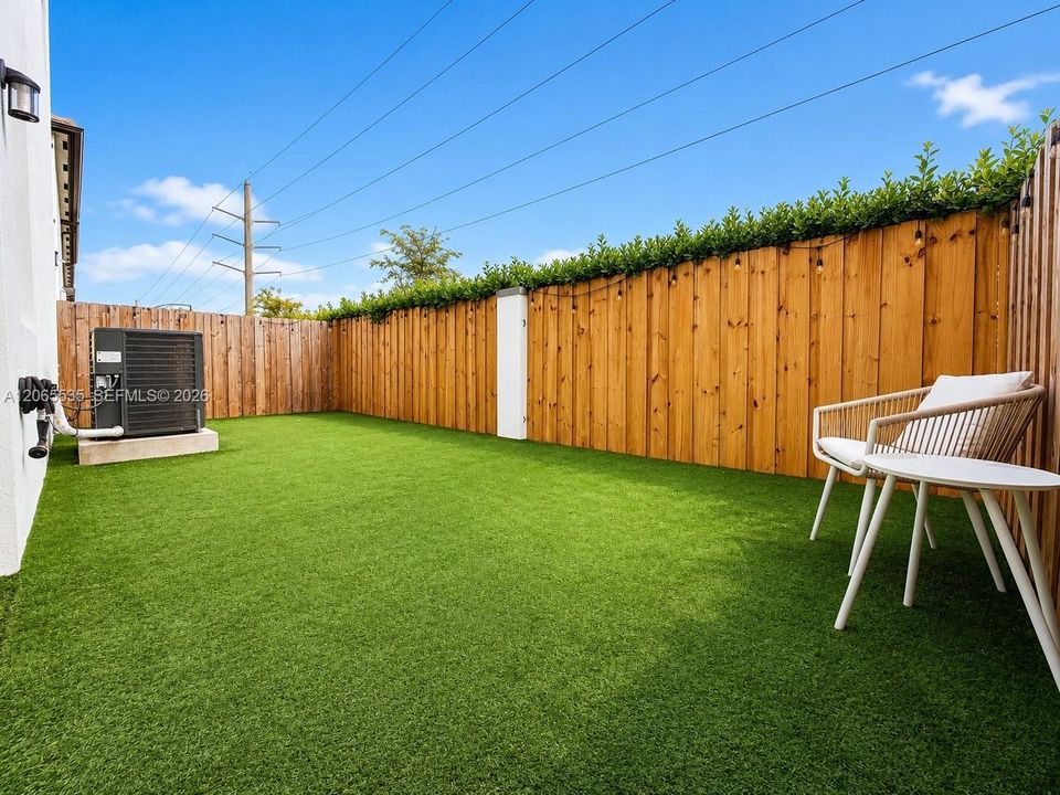 For Sale: $767,000 (4 beds, 3 baths, 2534 Square Feet)