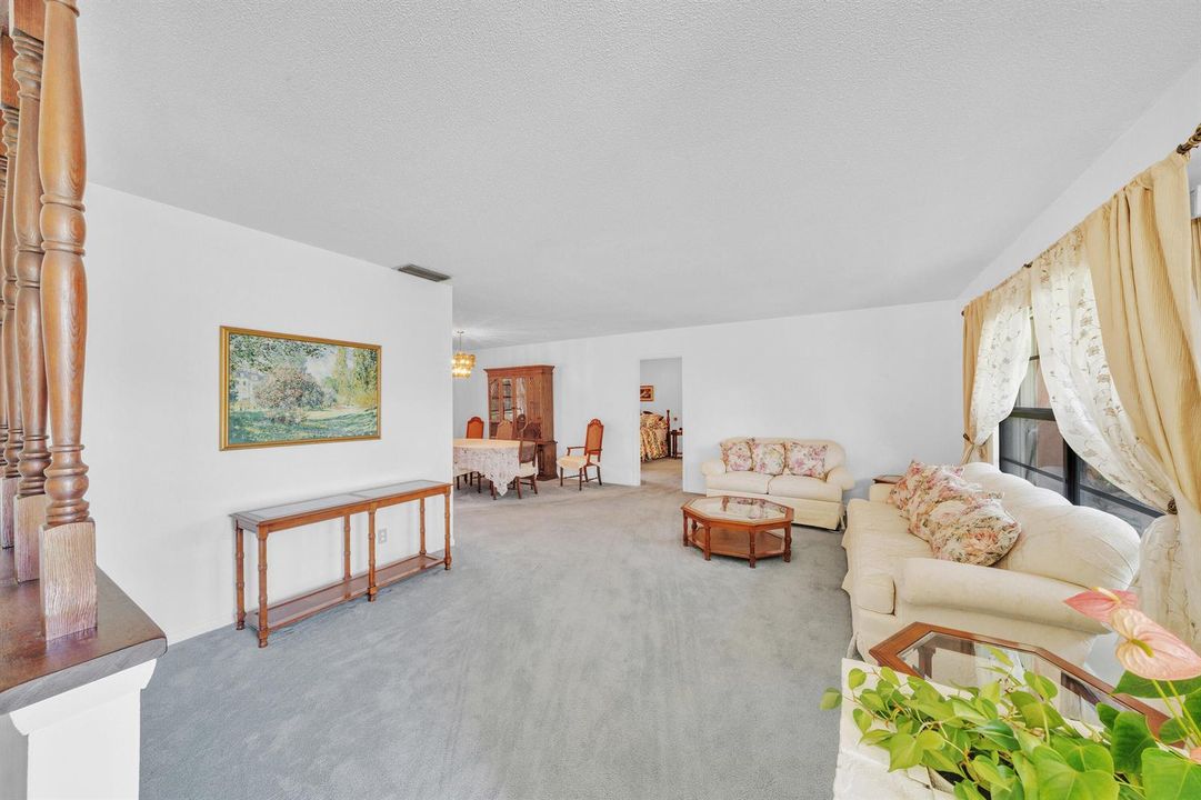 3 Living Area (1)