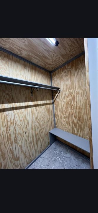 closetpic4
