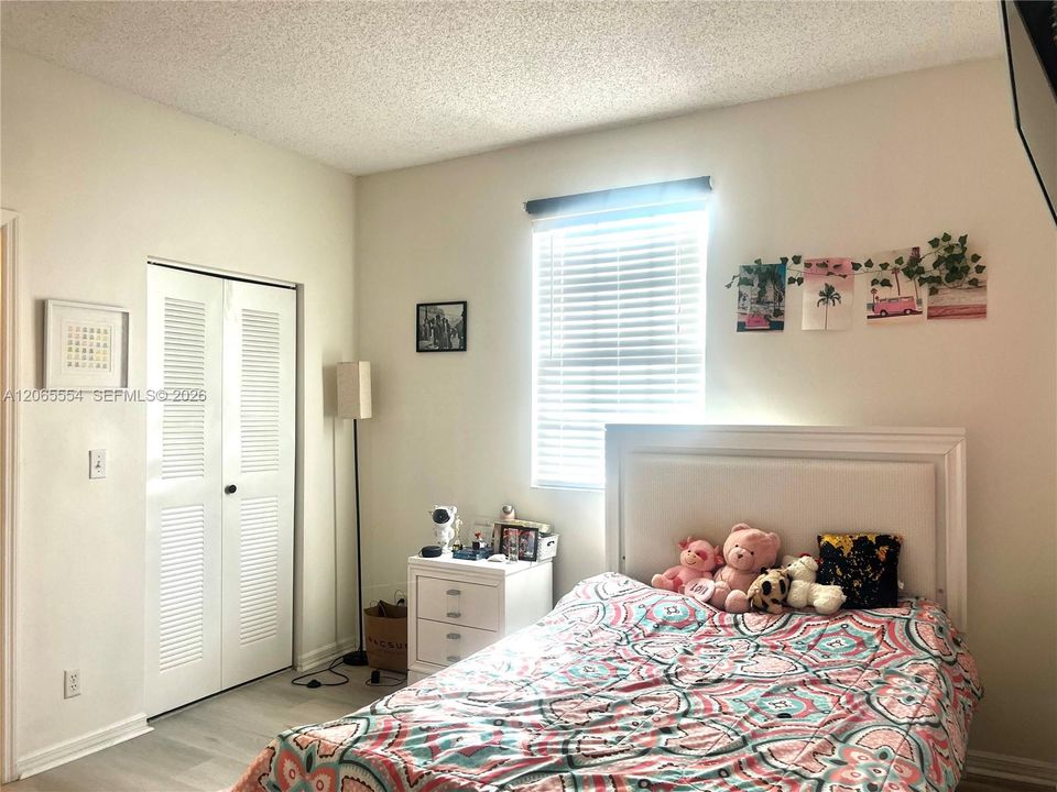 En Venta: $459,000 (2 camas, 2 baños, 1131 Pies cuadrados)