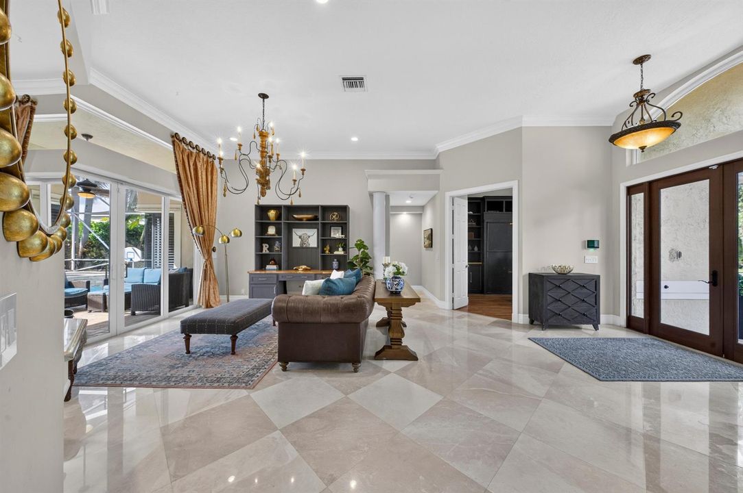 010-014-Living Room-4000x2662