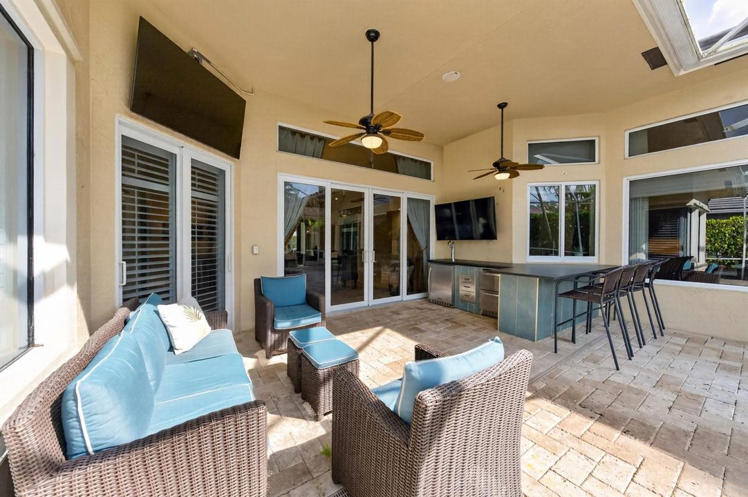 043-025-Patio-4000x2664