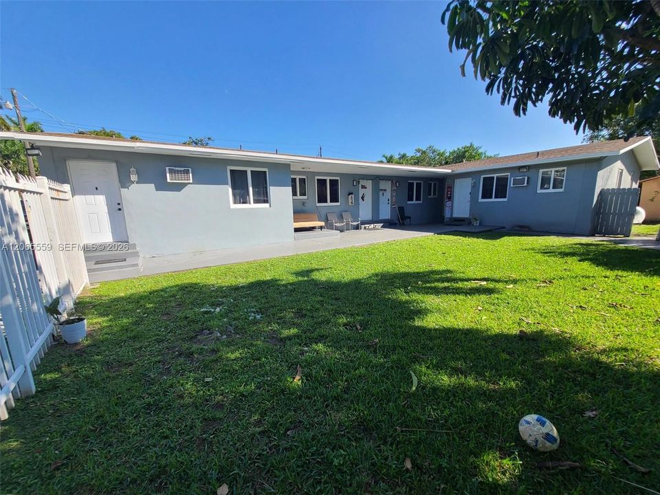 For Sale: $1,375,000 (0 beds, 0 baths, 3200 Square Feet)