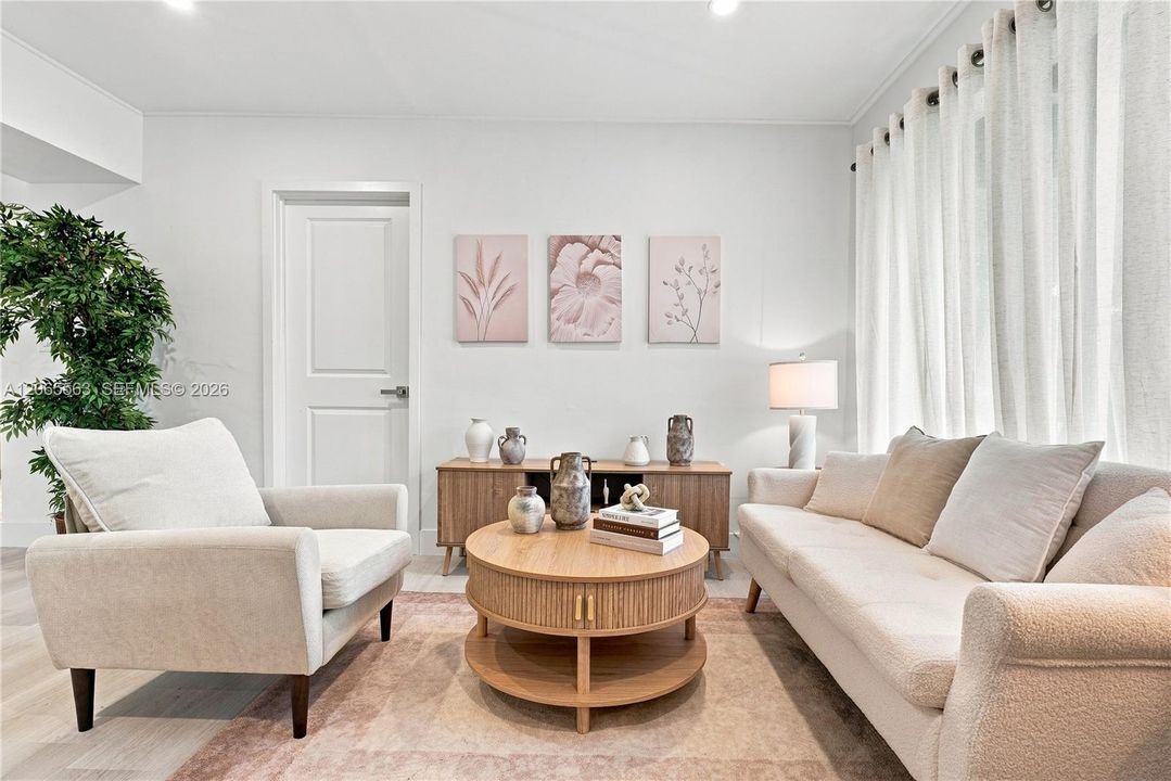 For Sale: $530,000 (3 beds, 2 baths, 1064 Square Feet)