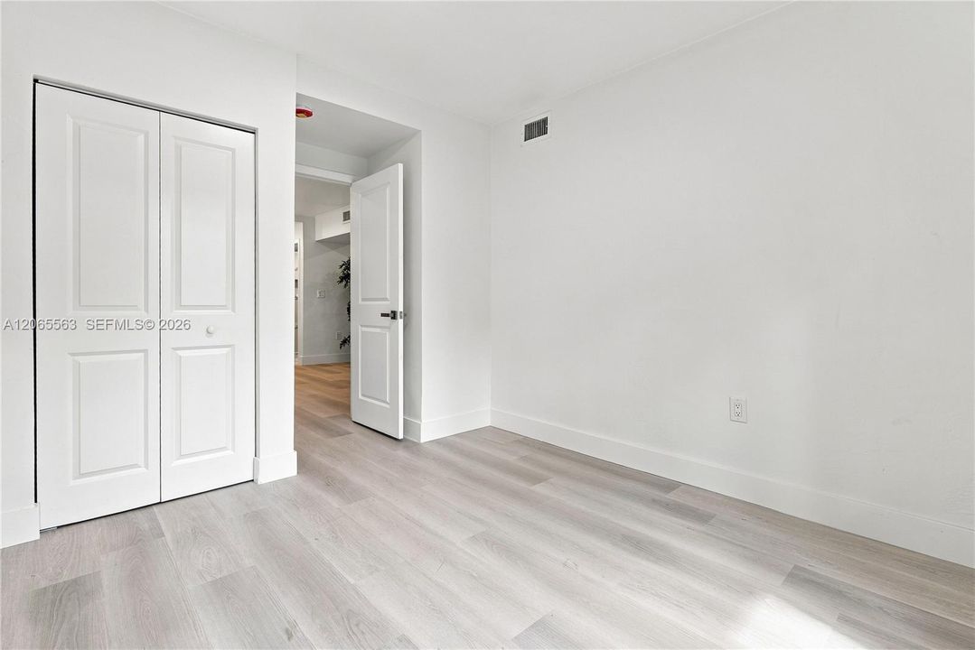 For Sale: $530,000 (3 beds, 2 baths, 1064 Square Feet)
