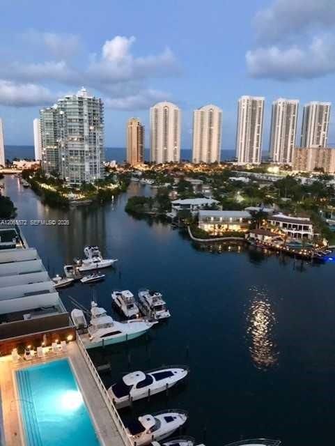 Active With Contract: $5,800 (2 beds, 3 baths, 1690 Square Feet)