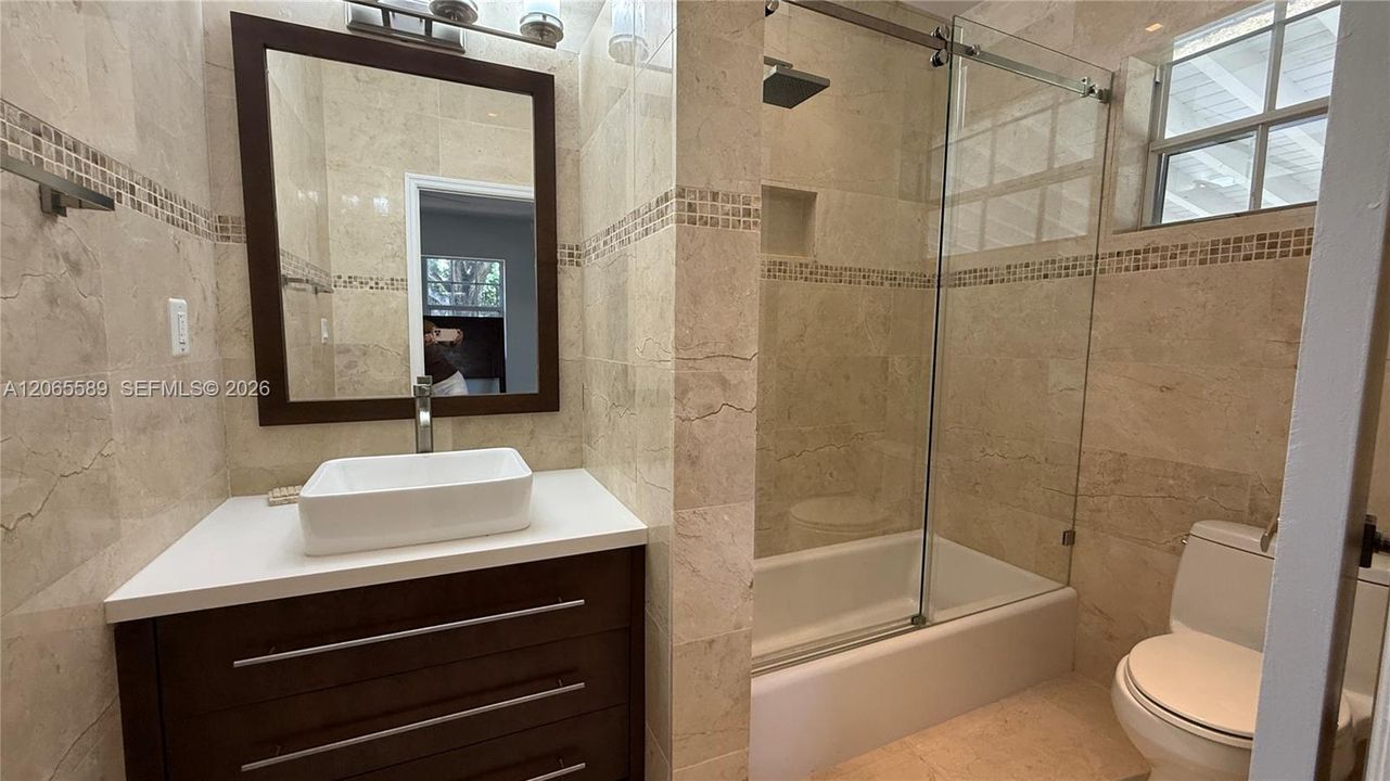 For Rent: $9,000 (3 beds, 2 baths, 2257 Square Feet)