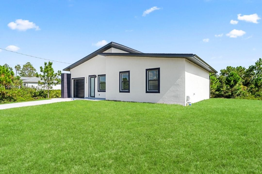 For Sale: $268,000 (3 beds, 3 baths, 0 Square Feet)